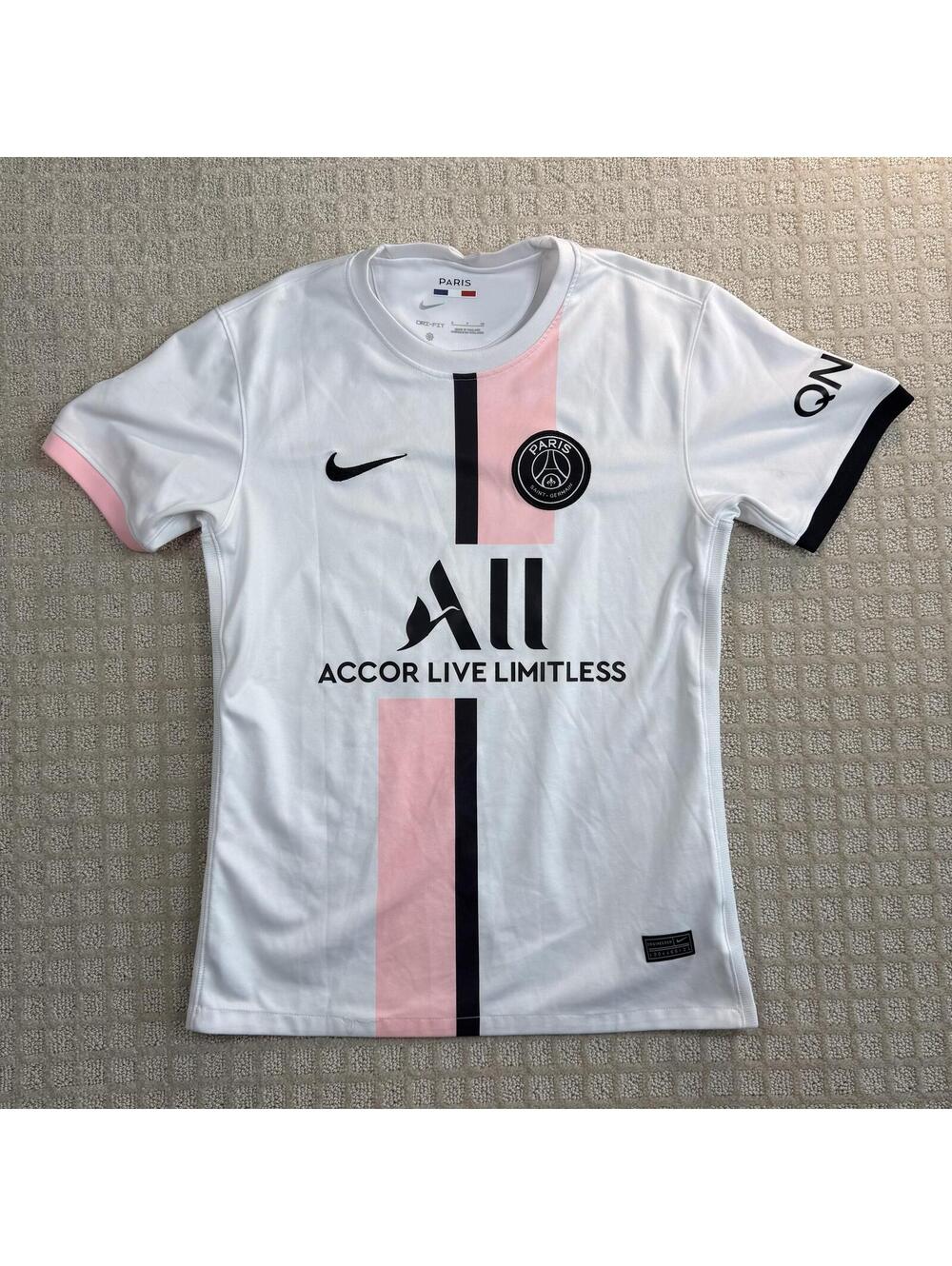 Nike PSG 21/22 Away Messi Jersey Small